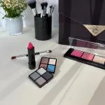 Kozmetická taštička Velvety Limited sivá