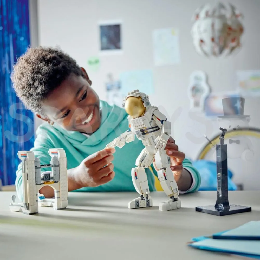 Creator 3 v 1 31152 Astronaut