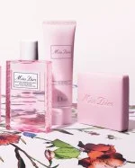 Miss Dior čistiaci gél na ruky s vôňou ruže 100 ml