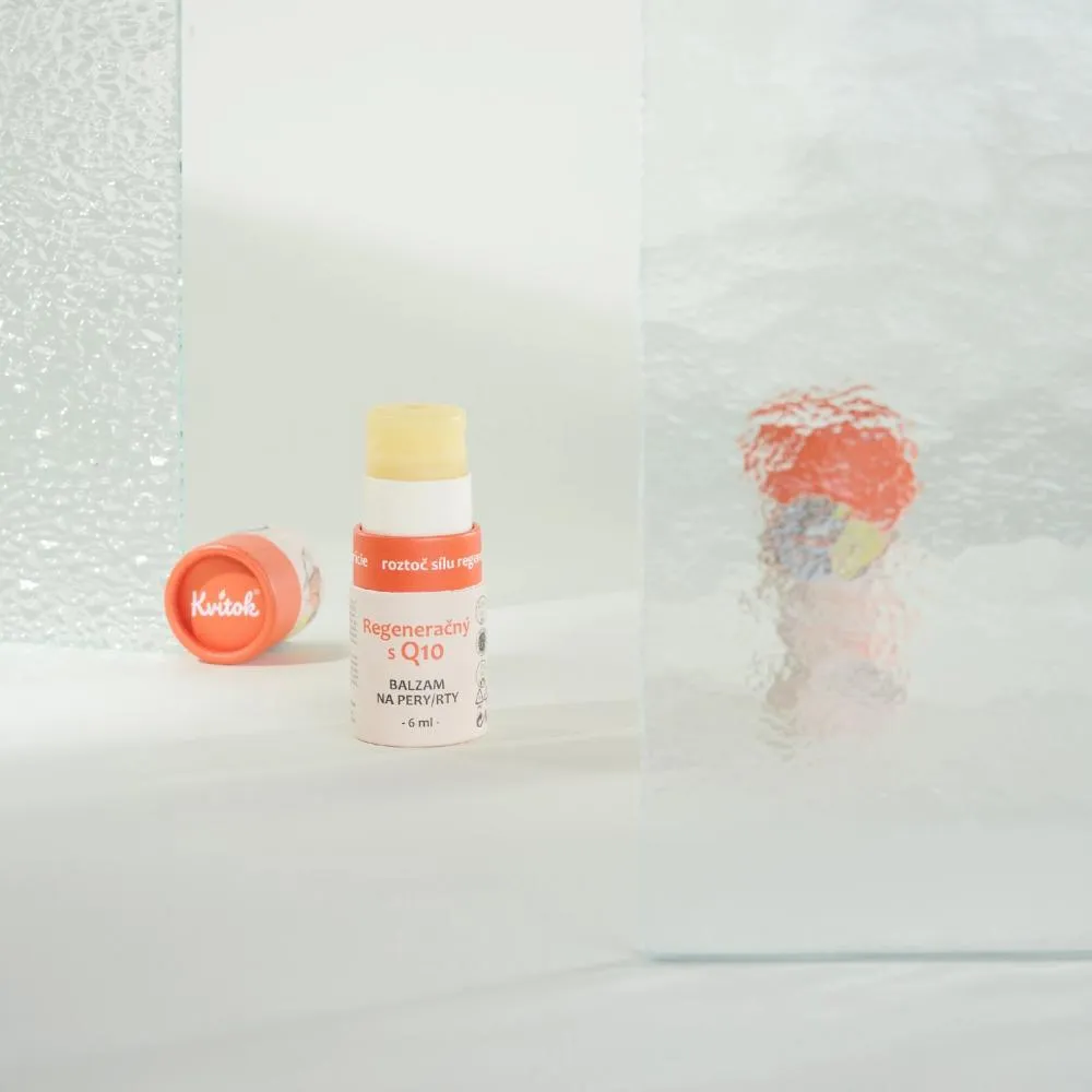 Kvitok Regeneračný balzam na pery s Q10 (8 ml) - so slivkovým olejom
