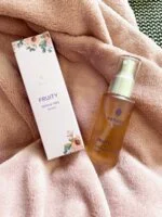 Kvitok Senses Vyživujúci telový olej Fruity (50 ml) - s vôňou malín, ríbezlí a vanilky