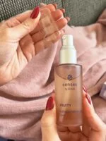 Kvitok Senses Vyživujúci telový olej Fruity (50 ml) - s vôňou malín, ríbezlí a vanilky