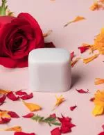 laSaponaria Tuhý dezodorant Sweet Hug BIO (40 g) - s vôňou jarných kvetov