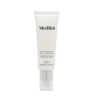 Medik8 Advanced Day Total Protect hydratačný krém proti starnutiu SPF 30