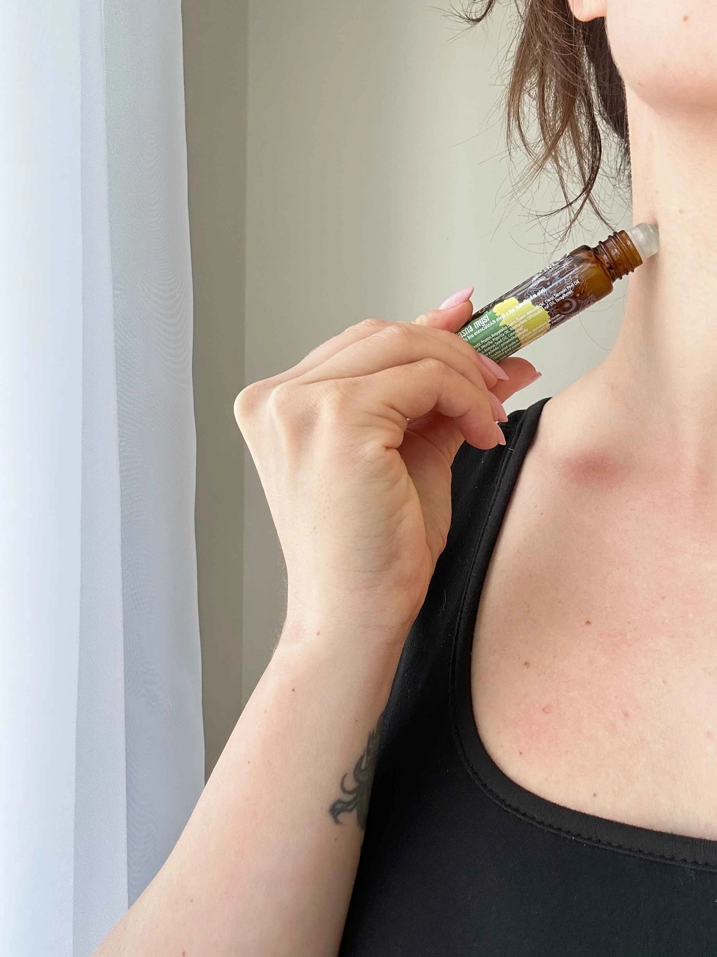 Natasha Roll-on Zmes esenciálnych olejov - Jasná myseľ (10 ml) - povzbudenie kedykoľvek a kdekoľvek