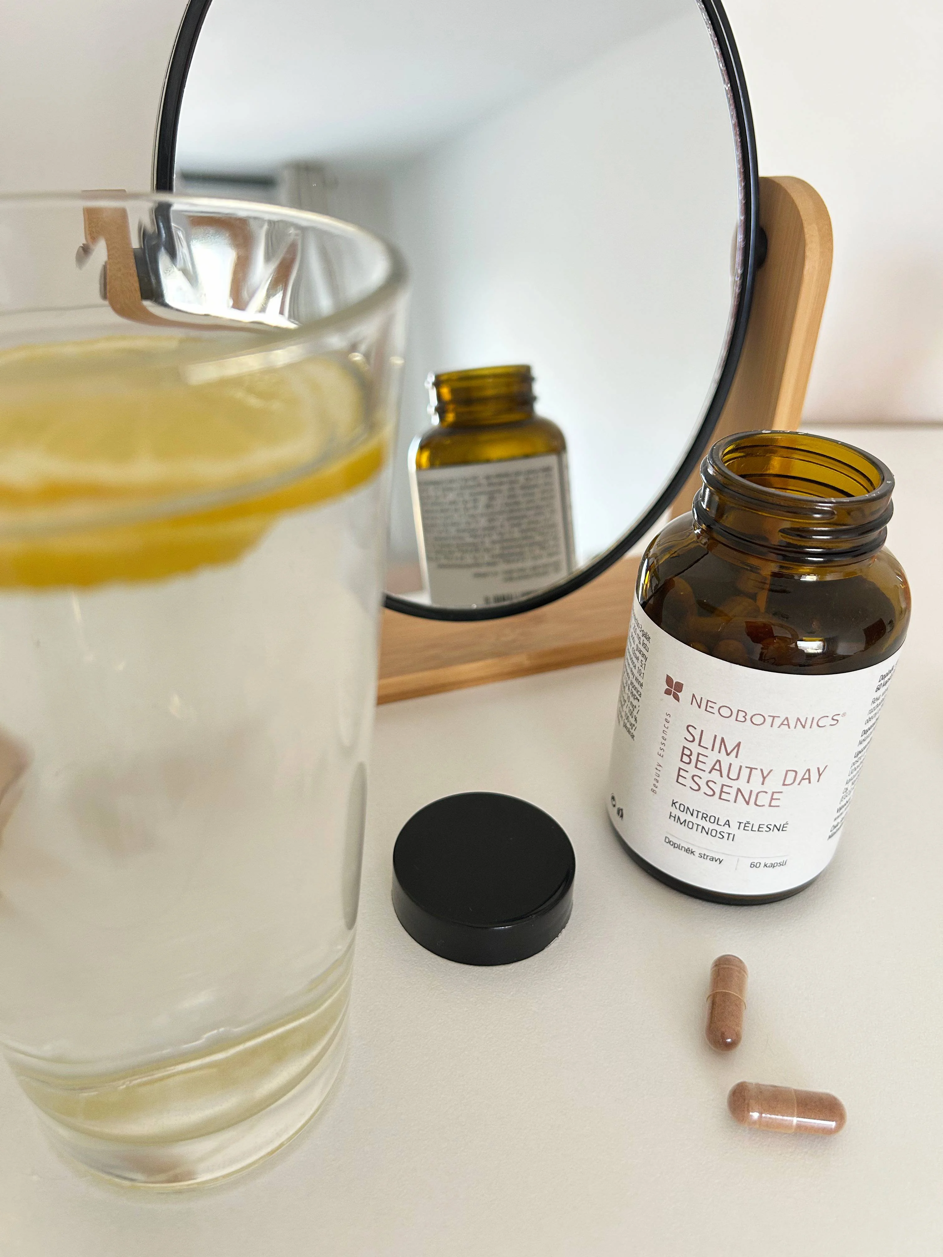 Neobotanics Slim Beauty Day Essence (60 kapsúl) - prispieva ku kontrole telesnej hmotnosti
