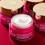 Merveillance LIFT spevňujúci púdrový krém 50 ml