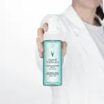 Pureté Thermale Rozjasňujúca čistiaca pena 150 ml