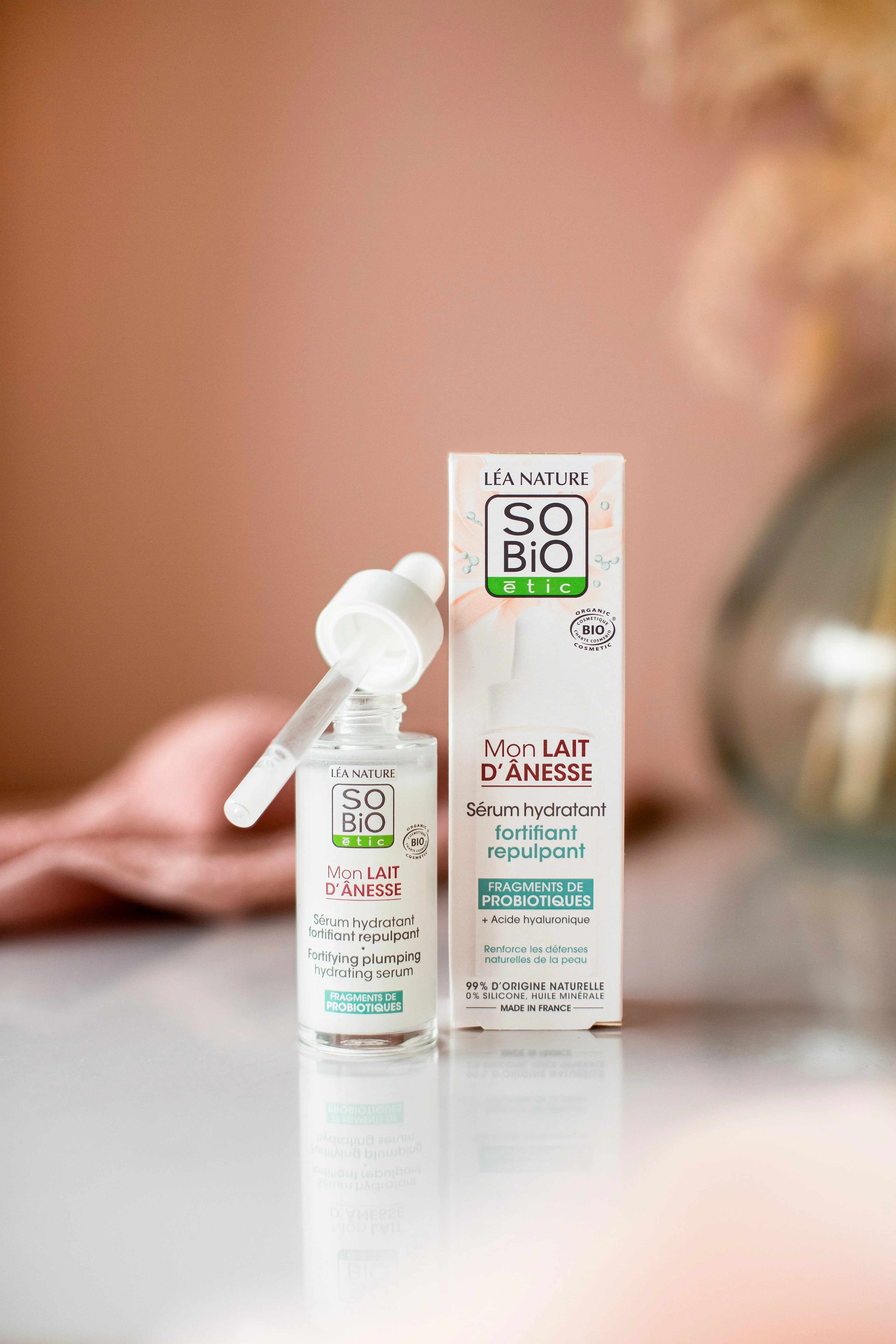 SO’BiO étic Posilňujúce hydratačné sérum s BIO oslím mliekom (30 ml) - s kyselinou hyalurónovou