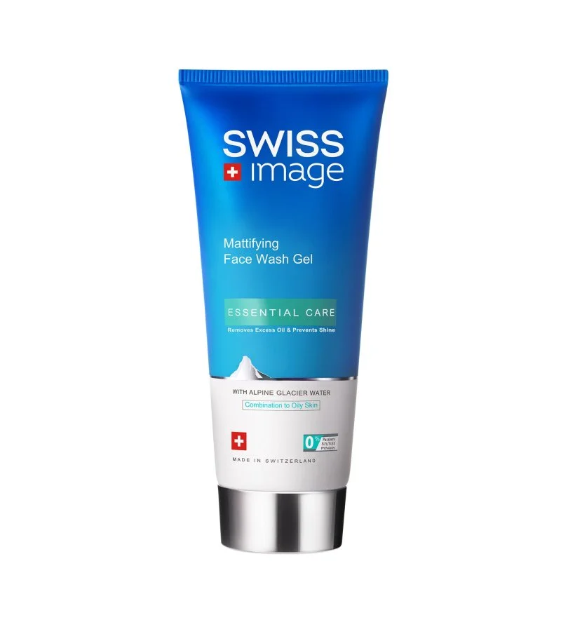 Image Essential Care sťahujúci póry a zmatňujúci penivý umývací gél na tvár hĺbkovo čistiaci penivý gél 150 ml