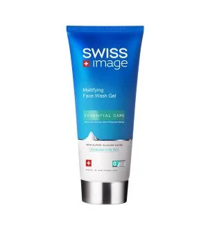 Swiss Army Image Essential Care sťahujúci póry a zmatňujúci penivý umývací gél na tvár hĺbkovo čistiaci penivý gél
