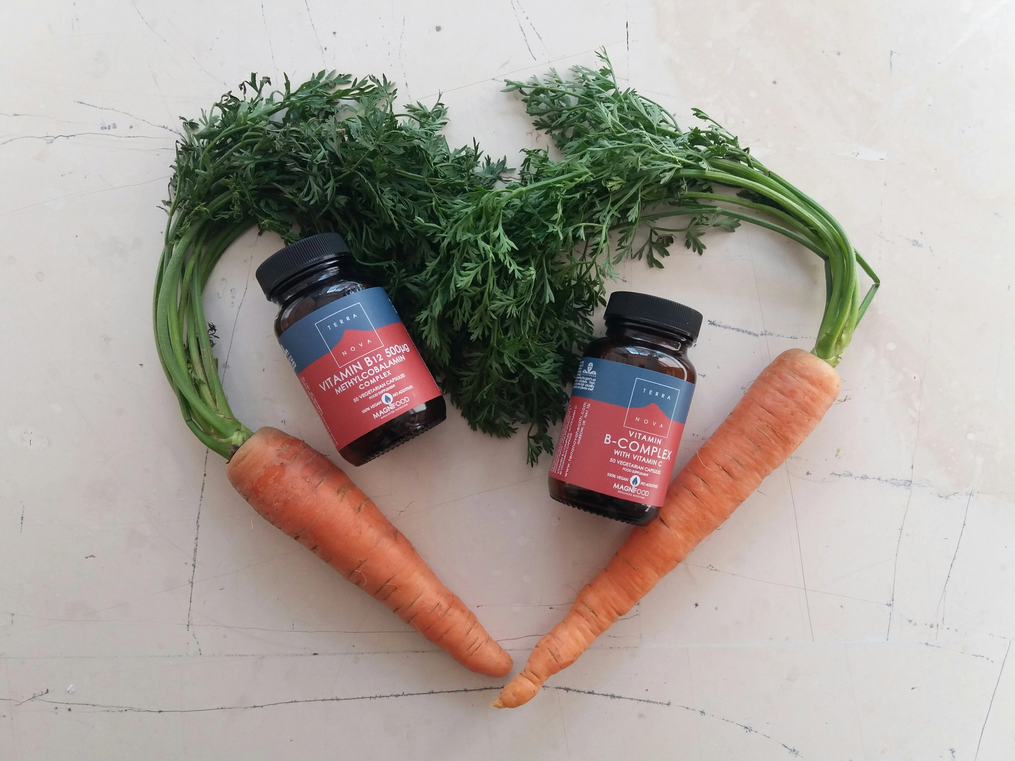 Terranova Health Vitamín B12 (metylkobalamín) 500 µg Komplex (50 kapsúl) - dobre sa vstrebáva