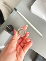 Uoga Uoga Krémová pomáda na obočie (2,5 ml) 796 Taupe - stredne hnedá - 3 odtiene pre opticky hustejšie obočie