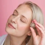 Uoga Uoga Krémová pomáda na obočie (2,5 ml) 797 Pebbles & Salt - Blonde - 3 odtiene pre opticky hustejšie obočie