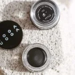 Uoga Uoga Krémové očné linky (2,5 ml) - Black Drama - Čierne - na denné aj večerné líčenie