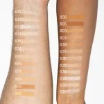 Uoga Uoga Minerálny púdrový make-up s jantárom (10 g) 633 Petals of Sakura - ľahký, prirodzený, SPF 15