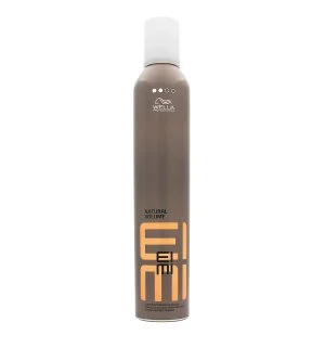 Wella Professionals EIMI Natural Volume pena pre objem vlasov s ľahkou fixáciou