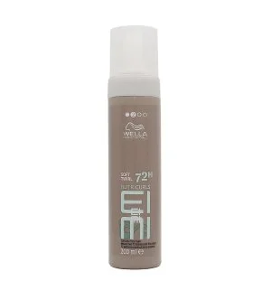 Wella EIMI NutriCurls Soft Twirl stylingová pena na definíciu vĺn