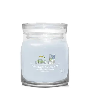Yankee Candle A Calm & Quiet Place signature sviečka stredná 368 g