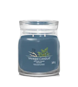 Yankee Candle Bayside Cedar signature sviečka stredná 368 g