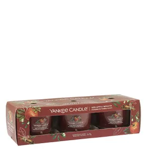 Yankee Candle Red Apple Wreath votívna sviečka v skle 3 x 37 g