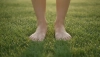 # Čo zažijú bosé chodidlá pri prechode na barefoot