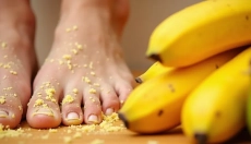 Ako poraziť popraskané päty a vrátiť nohám jemnosť