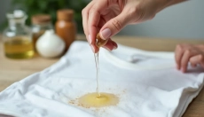 Ako sa efektívne zbaviť škvŕn od trávy a ochrániť svoje oblečenie