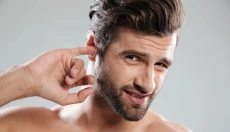 Ako zabrániť, aby sa voda držala v ušiach