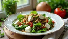 Objavte kúzlo medovo-horčicovej zálievky pre dokonalé šaláty